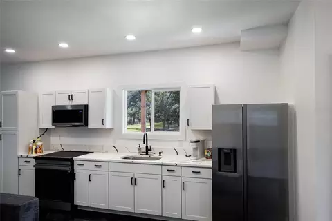 Kitchen - 20307 74th Ave E, Bradenton, FL 34202 photo 13 of 13