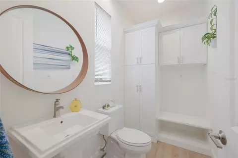 Bath - 11412 Harbourside Ln, Parrish, FL 34219 photo 5 of 5