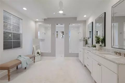 Bath - 11412 Harbourside Ln, Parrish, FL 34219 photo 1 of 5