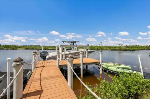 Exterior - 11412 Harbourside Ln, Parrish, FL 34219 photo 13 of 19