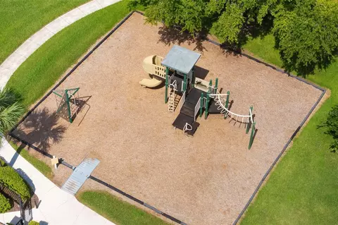 View/Area - 3628 Summerwind Cir, Bradenton, FL 34209 photo 5 of 23