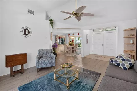 Entry Way - 3316 46th Plz E, Bradenton, FL 34203 photo 2 of 2