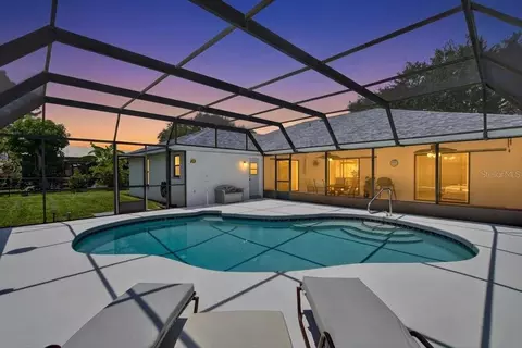 Exterior - 3316 46th Plz E, Bradenton, FL 34203 photo 14 of 15