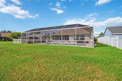 Exterior - 11816 Dunster Ln, Parrish, FL 34219 photo 9 of 10