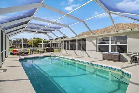 Exterior - 11816 Dunster Ln, Parrish, FL 34219 photo 3 of 10