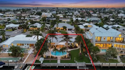 View/Area - 520 69th St, Holmes Beach, FL 34217 photo 8 of 10