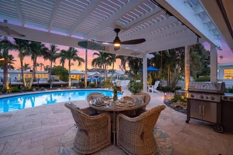 Other - 520 69th St, Holmes Beach, FL 34217 photo 11 of 12