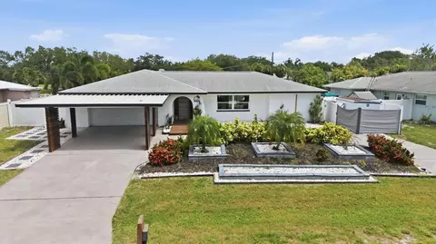 3615 Egerton Cir, Sarasota, FL 34233