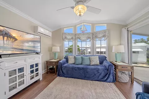 4 Basin St, Palmetto, FL 34221