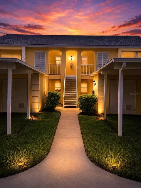 402 Cerromar Cir N #105, Venice, FL 34293