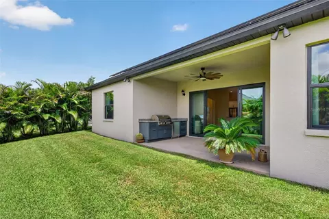 Exterior - 12627 Wheatgrass Ct, Parrish, FL 34219 photo 3 of 3