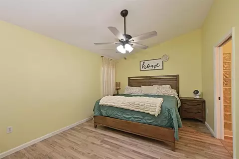 Bedroom - 4427 Murfield Dr E, Bradenton, FL 34203 photo 1 of 2