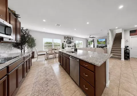 Kitchen - 6322 116th Ave E, Parrish, FL 34219 photo 6 of 6