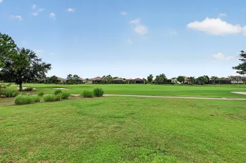 Exterior - 13916 Messina Loop, Bradenton, FL 34211 photo 15 of 31