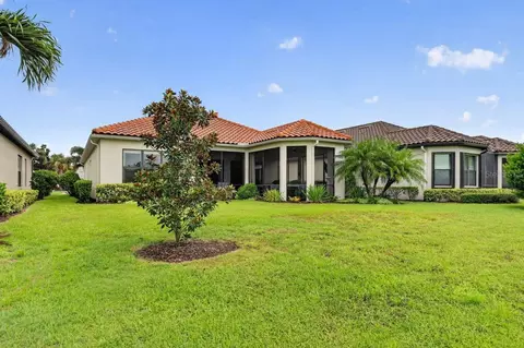 Exterior - 13916 Messina Loop, Bradenton, FL 34211 photo 13 of 31