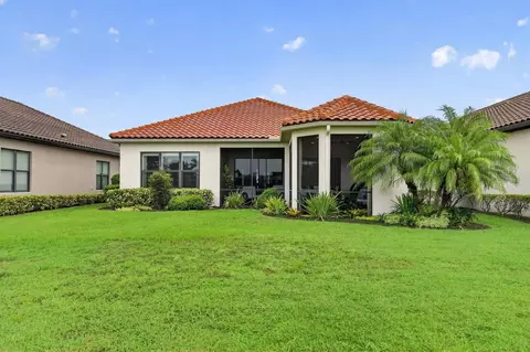 Exterior - 13916 Messina Loop, Bradenton, FL 34211 photo 12 of 31