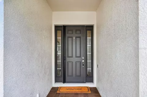 Entry Way - 13916 Messina Loop, Bradenton, FL 34211 photo 2 of 4