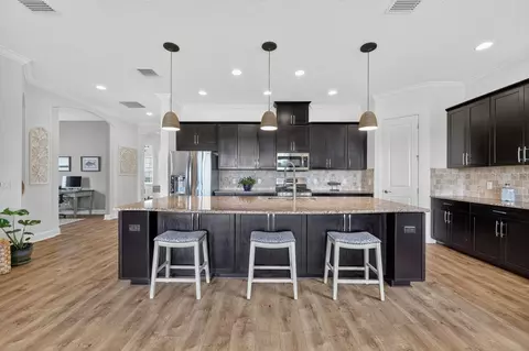 Kitchen - 13916 Messina Loop, Bradenton, FL 34211 photo 4 of 4