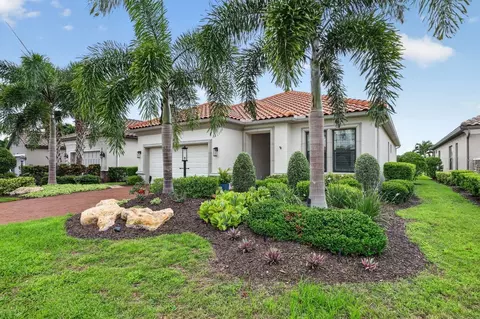 Exterior - 13916 Messina Loop, Bradenton, FL 34211 photo 18 of 31