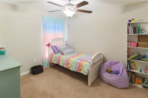 Bedroom - 135 Cascade Bend Dr, Ruskin, FL 33570 photo 1 of 2