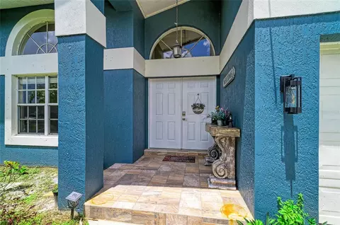 Entry Way - 6519 28th Ave E, Bradenton, FL 34208 photo 1 of 3