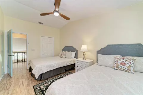 Bedroom - 6519 28th Ave E, Bradenton, FL 34208 photo 4 of 9
