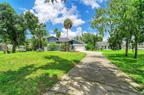 Exterior - 6519 28th Ave E, Bradenton, FL 34208 photo 4 of 16
