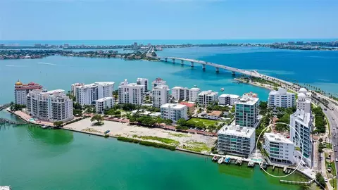 660 Golden Gate Pt #51 & 52, Sarasota, FL 34236