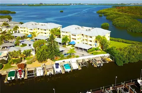 2424 Placida Rd #C104, Englewood, FL 34224