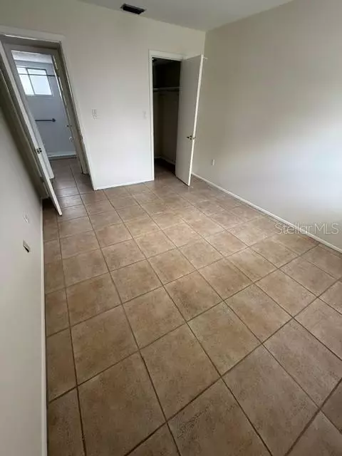 Bedroom - 2223 Sunset Dr #E24, Bradenton, FL 34207 photo 1 of 1
