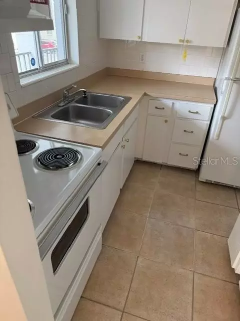Other - 2223 Sunset Dr #E24, Bradenton, FL 34207 photo 1 of 2