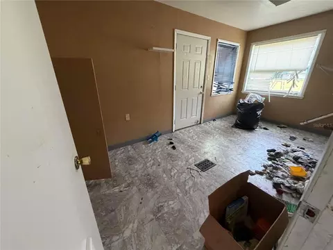 Bedroom - 9929 Factory Ave, Hampton, FL 32044 photo 3 of 6