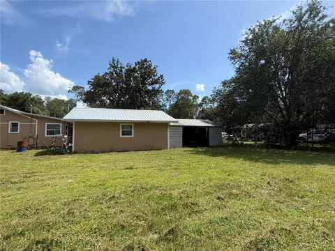 Exterior - 9929 Factory Ave, Hampton, FL 32044 photo 9 of 10