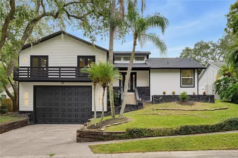 17 Pinewood Cir, Safety Harbor, FL 34695