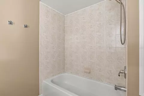 Bath - 9405 34th Ct E, Parrish, FL 34219 photo 7 of 7