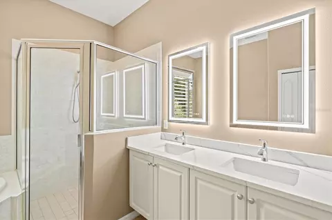 Bath - 9405 34th Ct E, Parrish, FL 34219 photo 4 of 7