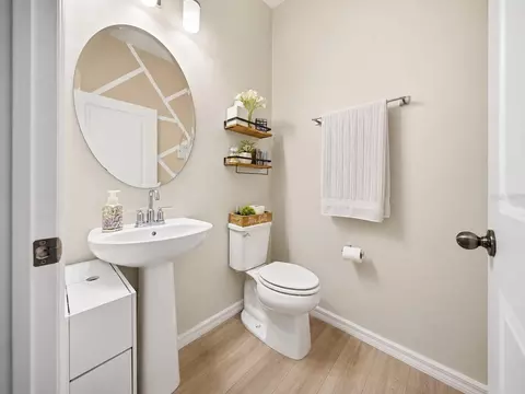 Bath - 11520 Gallatin Trl, Parrish, FL 34219 photo 2 of 7