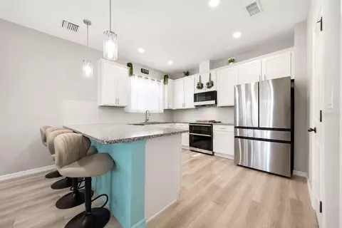 Kitchen - 11520 Gallatin Trl, Parrish, FL 34219 photo 1 of 2