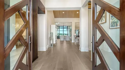 Entry Way - 8339 Lucerne Loop, Bradenton, FL 34202 photo 2 of 7