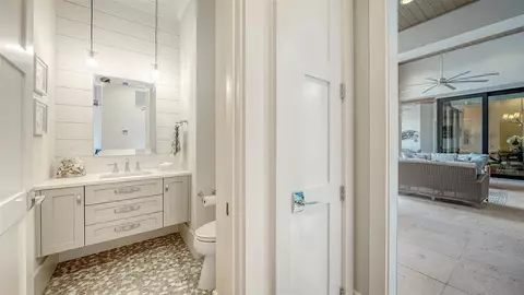 Bath - 8339 Lucerne Loop, Bradenton, FL 34202 photo 1 of 7