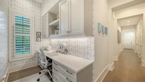 Entry Way - 8339 Lucerne Loop, Bradenton, FL 34202 photo 6 of 7