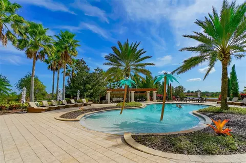 Exterior - 8339 Lucerne Loop, Bradenton, FL 34202 photo 13 of 13