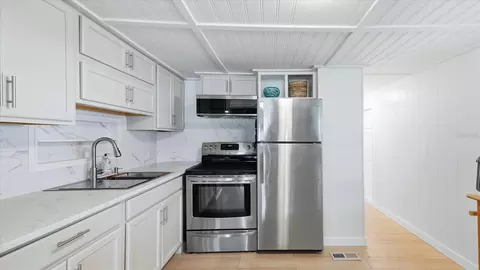 Kitchen - 4908 5th A St E, Bradenton, FL 34203 photo 3 of 5