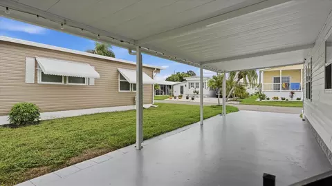 Exterior - 4908 5th A St E, Bradenton, FL 34203 photo 3 of 7