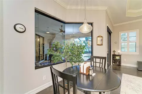 Dining - 5660 Cloverleaf Run, Bradenton, FL 34211 photo 4 of 5