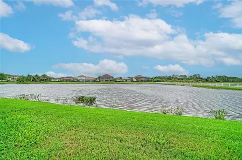 View/Area - 5660 Cloverleaf Run, Bradenton, FL 34211 photo 3 of 23