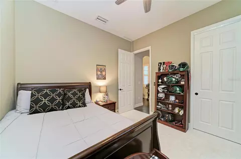 Bedroom - 5660 Cloverleaf Run, Bradenton, FL 34211 photo 7 of 7