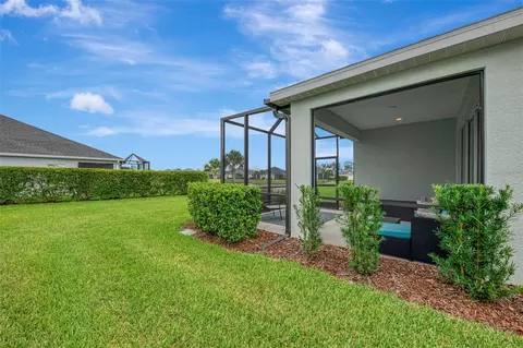 Exterior - 4842 Willow Bend Ave, Parrish, FL 34219 photo 7 of 17