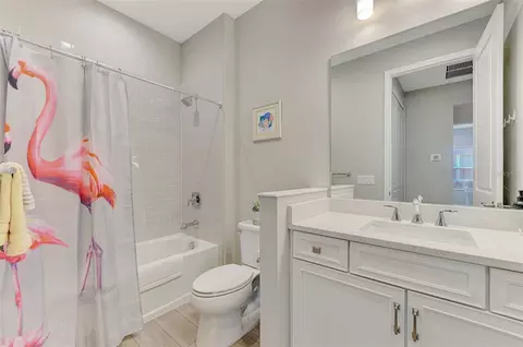 Bath - 4842 Willow Bend Ave, Parrish, FL 34219 photo 4 of 4