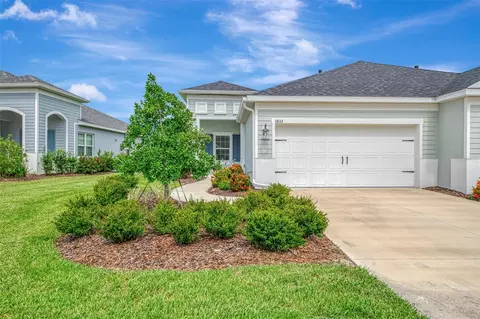 Exterior - 4842 Willow Bend Ave, Parrish, FL 34219 photo 1 of 17
